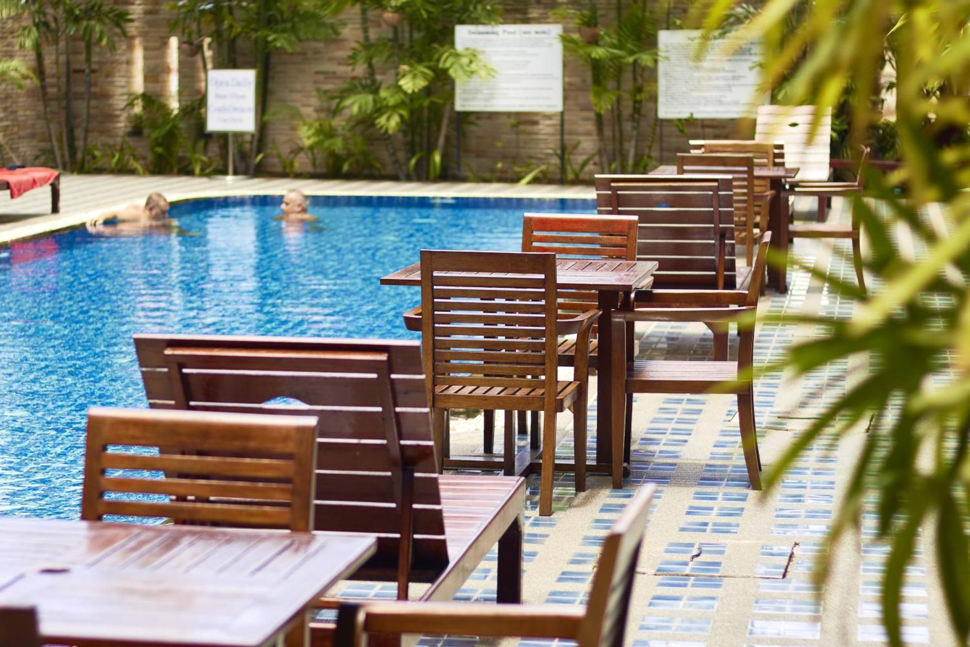 Avenue Residence By Fantasea Beach Pattaya Habitación foto